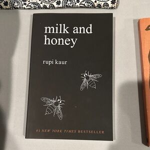 's Milk and Honey - Elegant Black Edition